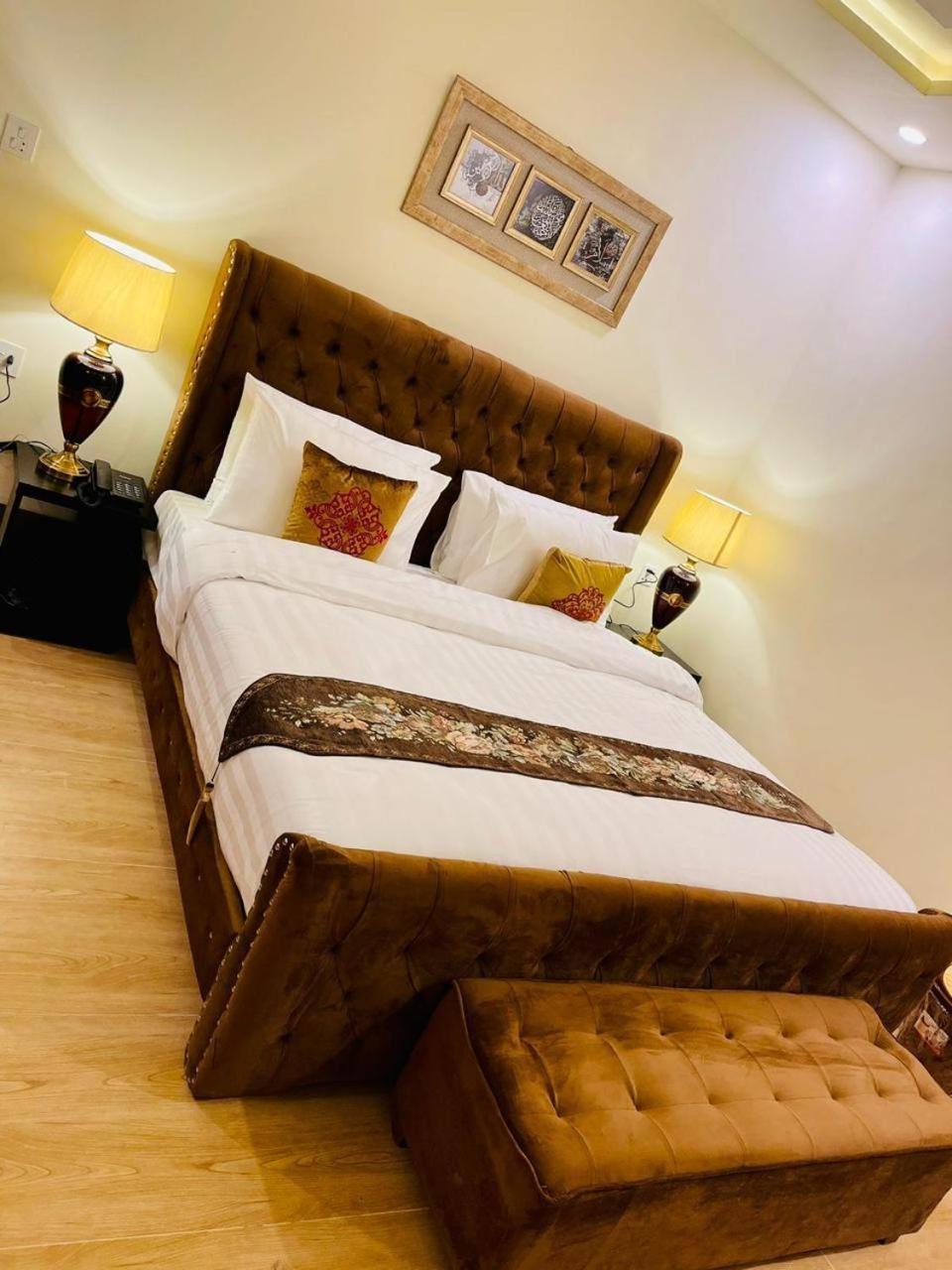 The Corporate Lodges Hotel Saidu Sharif Eksteriør billede